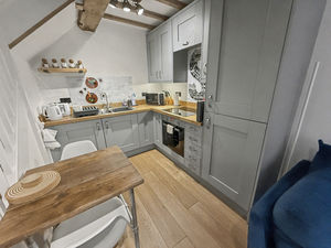 Photo 10- click for photo gallery